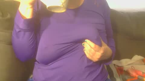 Snapshot of tight_kitty55 chatting on 11, 3, 2025 tight Kitty55 online show from 11, 3, 2025