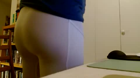 Snapshot of tightshortsspank chatting on 14, 2, 2025 Tightshortsspank online show from 14, 2, 2025