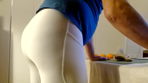 Snapshot of tightshortsspank chatting on 12, 1, 2026 Tightshortsspank online show from 12, 1, 2026