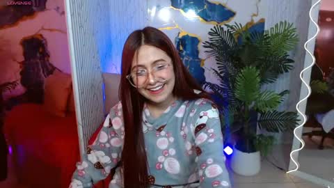Snapshot of tiiana_tay chatting on 3, 5, 2026 Tiiana online show from 3, 5, 2026