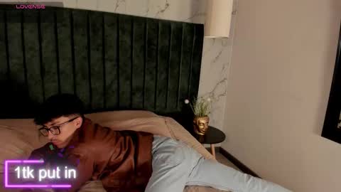 Snapshot of tim__fox chatting on 10, 11, 2025 Tim Fox online show from 10, 11, 2025