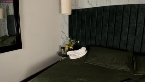 Snapshot of tim__fox chatting on 19, 11, 2025 Tim Fox online show from 19, 11, 2025