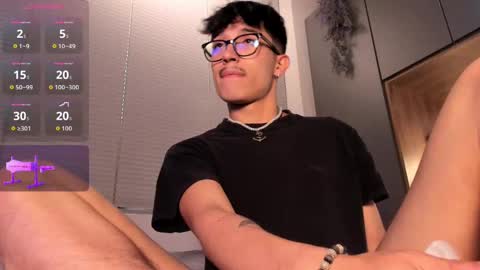 Snapshot of tim__fox chatting on 21, 11, 2025 Tim Fox online show from 21, 11, 2025