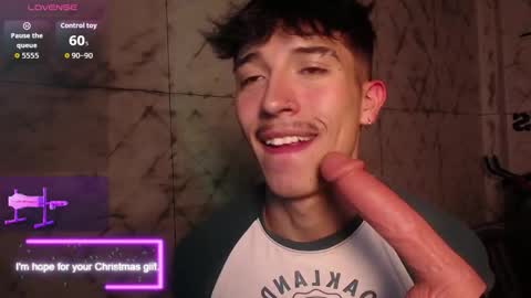 Snapshot of tim__fox chatting on 21, 12, 2025 Tim Fox online show from 21, 12, 2025