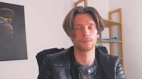 ask me online show from 30, 11, 2025