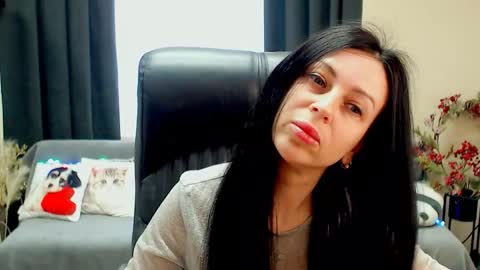 Luisa online show from 8, 4, 2026