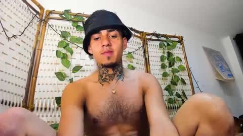 Snapshot of timewith_sebas chatting on 25, 1, 2025 salem online show from 25, 1, 2025