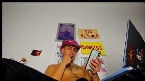 Snapshot of timewith_sebas chatting on 22, 9, 2025 salem online show from 22, 9, 2025