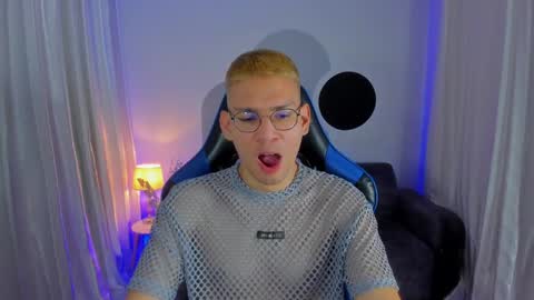 Snapshot of timothy_jones1 chatting on 9, 12, 2024 timi jones online show from 9, 12, 2024