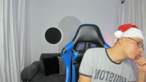 Snapshot of timothy_jones1 chatting on 24, 12, 2024 timi jones online show from 24, 12, 2024