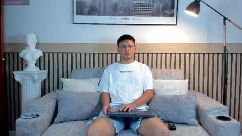 Snapshot of timothy_jones1 chatting on 15, 6, 2026 timi jones online show from 15, 6, 2026