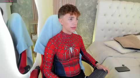 Snapshot of timothy_ross chatting on 7, 5, 2026 Timothy 21 years old online show from 7, 5, 2026
