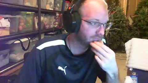 Snapshot of timtimmyyyy chatting on 23, 9, 2025 timtimmyyyy online show from 23, 9, 2025