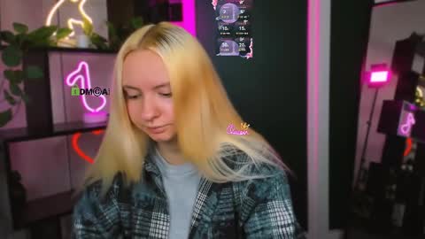 Snapshot of tina_golden1 chatting on 1, 4, 2026 tina_golden1 online show from 1, 4, 2026