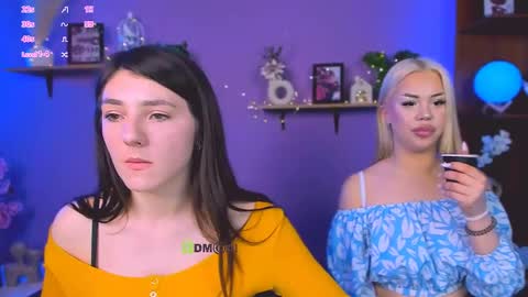 Snapshot of tina_golden1 chatting on 2, 4, 2026 tina_golden1 online show from 2, 4, 2026