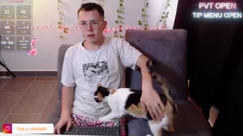 Snapshot of tina_n_charlie chatting on 30, 7, 2026 Tina N Charlie online show from 30, 7, 2026