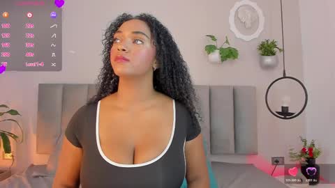 Snapshot of tinacurly chatting on 7, 4, 2026 Tina online show from 7, 4, 2026