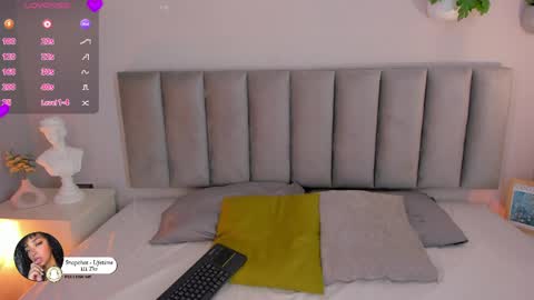 Snapshot of tinacurly chatting on 13, 4, 2026 Tina online show from 13, 4, 2026