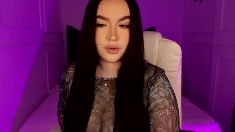 Snapshot of tinafox_ chatting on 13, 3, 2026 hi im curvy babyface girlie Tina online show from 13, 3, 2026