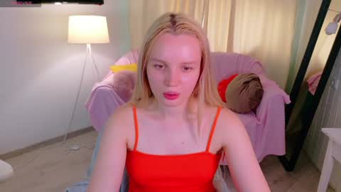 Snapshot of tinasiner chatting on 18, 7, 2026 tinasiner online show from 18, 7, 2026
