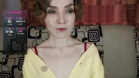 Snapshot of tinawincee chatting on 2, 4, 2026 Tina online show from 2, 4, 2026