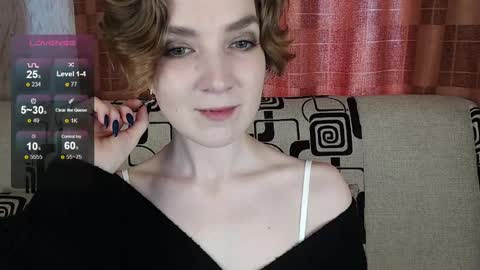 Snapshot of tinawincee chatting on 9, 4, 2026 Tina online show from 9, 4, 2026