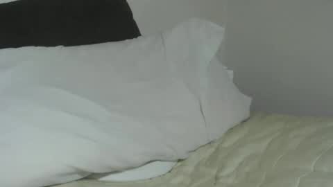Snapshot of tinaxxxpetite chatting on 15, 1, 2025 Tina online show from 15, 1, 2025