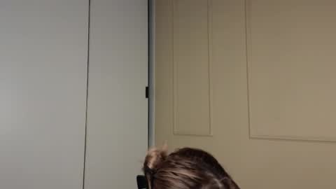 Snapshot of tinki_winkii chatting on 19, 9, 2025 Tina online show from 19, 9, 2025