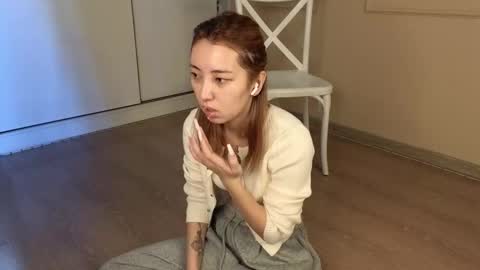 Snapshot of tinki_winkii chatting on 25, 9, 2025 Tina online show from 25, 9, 2025