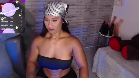 Snapshot of tinna__hottie chatting on 19, 6, 2026 Tinna Goddess online show from 19, 6, 2026