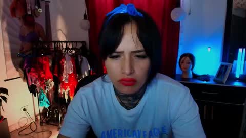 I AM BELLA  ----------- follow my  IG  TINNS 69 online show from 10, 1, 2026