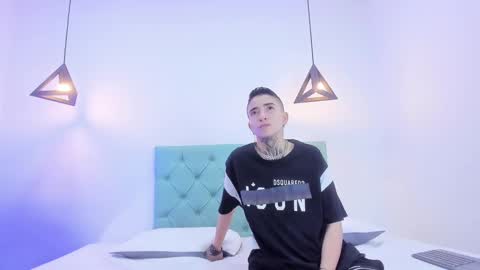 Snapshot of tinny_and_candy chatting on 28, 12, 2024 TINNY AND CANDY online show from 28, 12, 2024