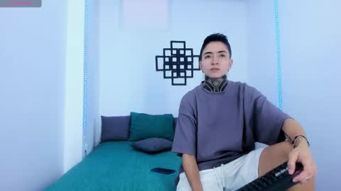 Snapshot of tinny_and_candy chatting on 13, 9, 2025 TINNY AND CANDY online show from 13, 9, 2025