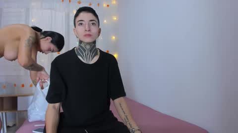 Snapshot of tinny_and_candy chatting on 2, 11, 2025 TINNY AND CANDY online show from 2, 11, 2025