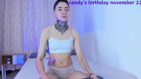 Snapshot of tinny_and_candy chatting on 10, 11, 2025 TINNY AND CANDY online show from 10, 11, 2025