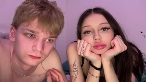 Snapshot of tinnydoll chatting on 4, 4, 2026 TinnyDoll online show from 4, 4, 2026