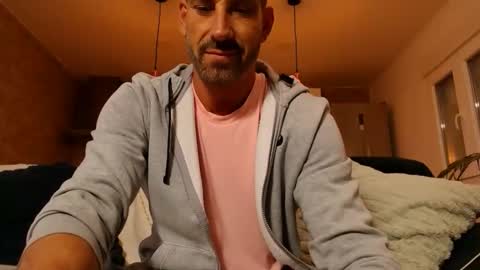 tinoclandestino online show from 17, 1, 2026