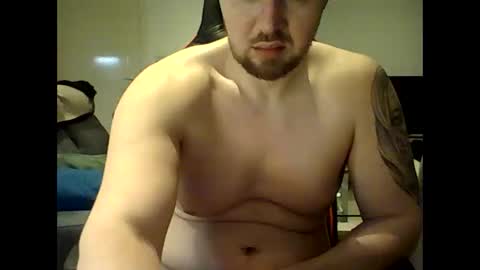 Snapshot of tinstranger33 chatting on 12, 12, 2024 tinstranger33 online show from 12, 12, 2024