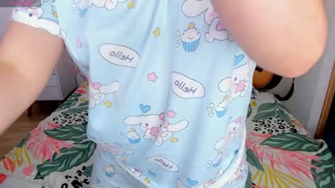 Snapshot of tiny__emmy_ chatting on 19, 2, 2026 Emmy M online show from 19, 2, 2026