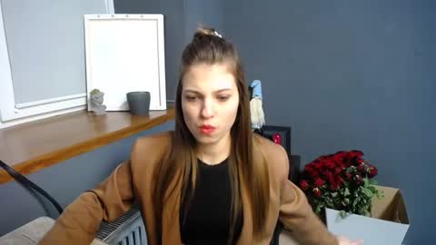 Snapshot of tiny_felicity chatting on 24, 2, 2025 Gloria online show from 24, 2, 2025