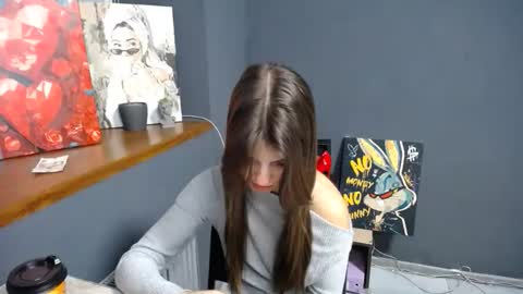 Snapshot of tiny_felicity chatting on 27, 10, 2025 Gloria online show from 27, 10, 2025