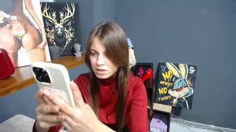 Snapshot of tiny_felicity chatting on 30, 10, 2025 Gloria online show from 30, 10, 2025