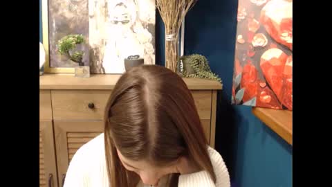 Snapshot of tiny_felicity chatting on 20, 11, 2025 Gloria online show from 20, 11, 2025