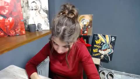 Snapshot of tiny_felicity chatting on 5, 12, 2025 Gloria online show from 5, 12, 2025