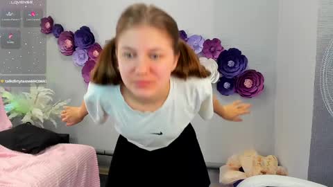 Ariana online show from 4, 4, 2026