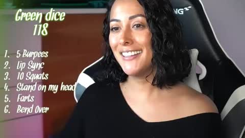 Snapshot of tiny_panther chatting on 16, 1, 2025 Ana Molly online show from 16, 1, 2025