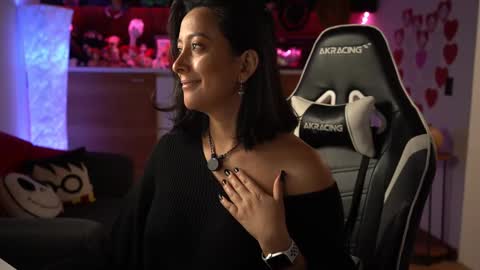 Snapshot of tiny_panther chatting on 10, 2, 2025 Ana Molly online show from 10, 2, 2025