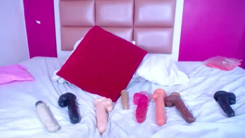 tiny_whore18 online show from 13, 12, 2025