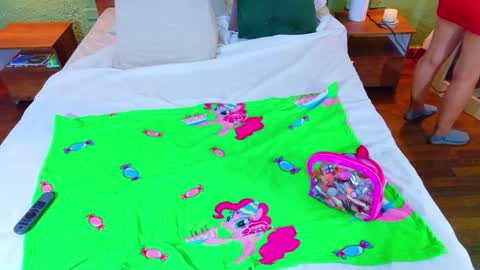 tiny_whore18 online show from 4, 4, 2026