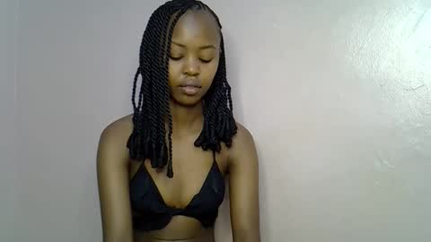 Snapshot of tinybarbie_ chatting on 1, 11, 2025 Barbie online show from 1, 11, 2025